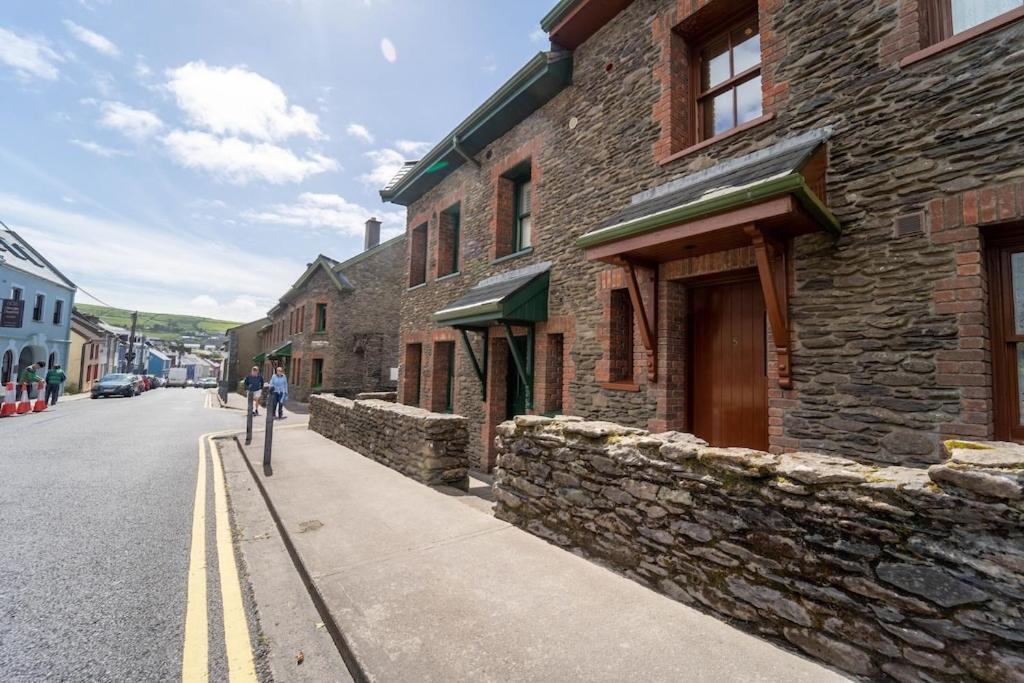 Burnham View Villa Dingle Bagian luar foto