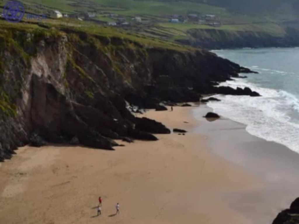 Burnham View Villa Dingle Bagian luar foto