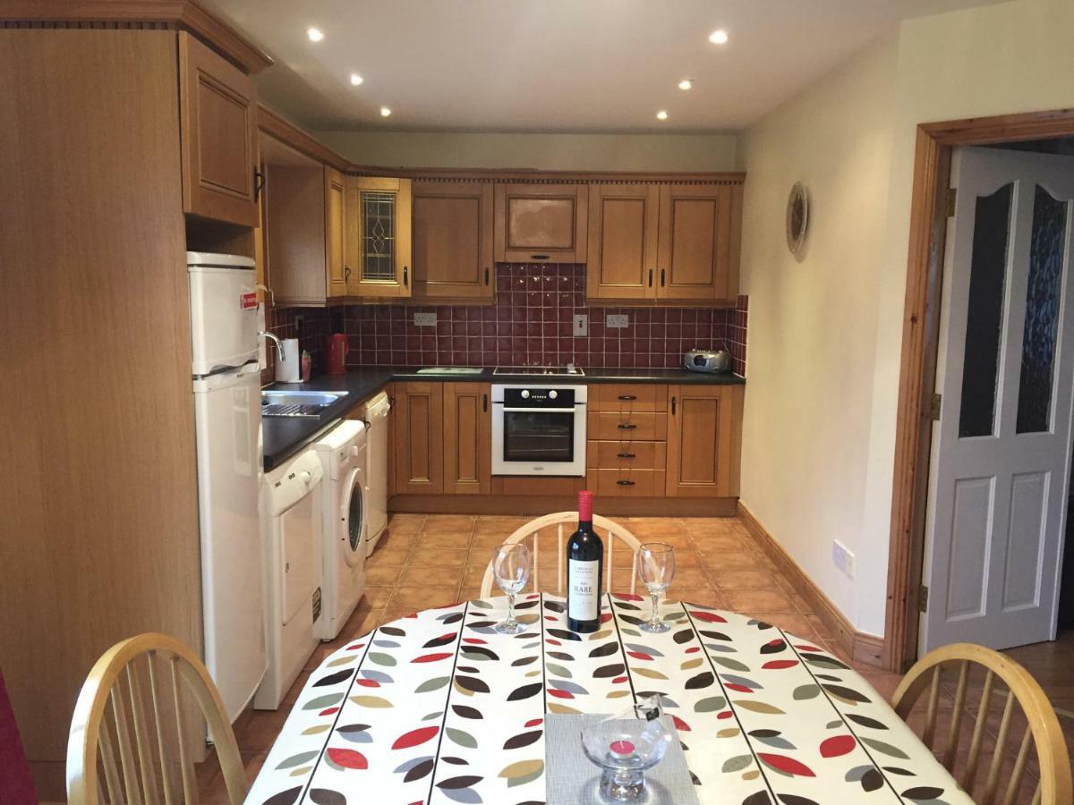 Burnham View Villa Dingle Bagian luar foto